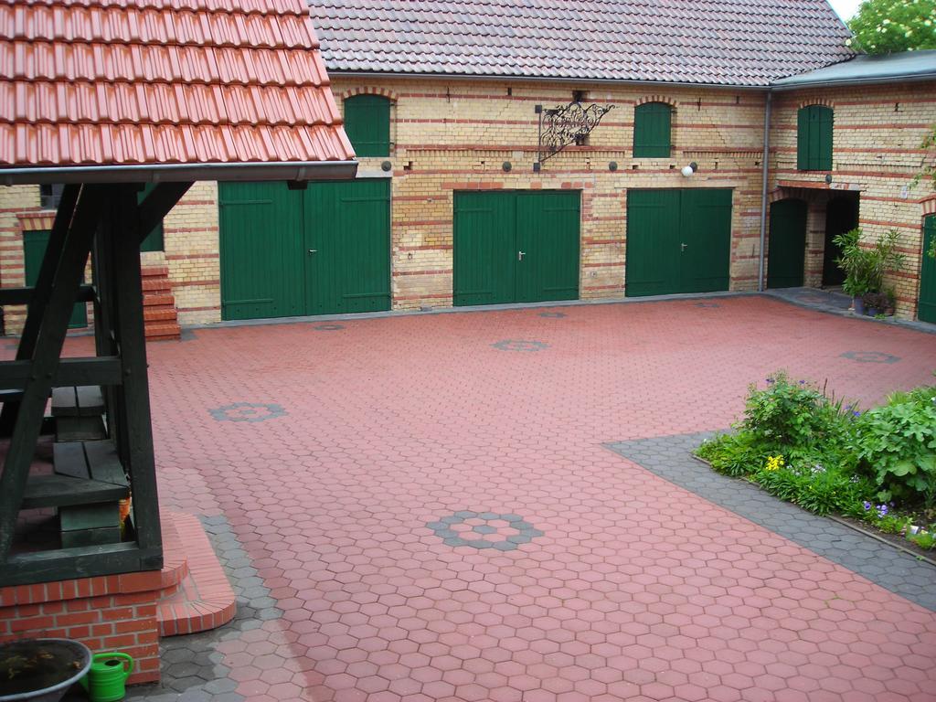 Ferienwohnung Auf Ehem. Alten Bauernhof Liebenwalde Exterior foto